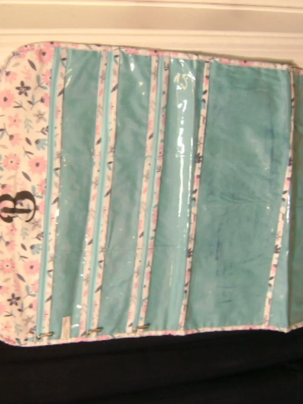 Hanging jewelry organizer